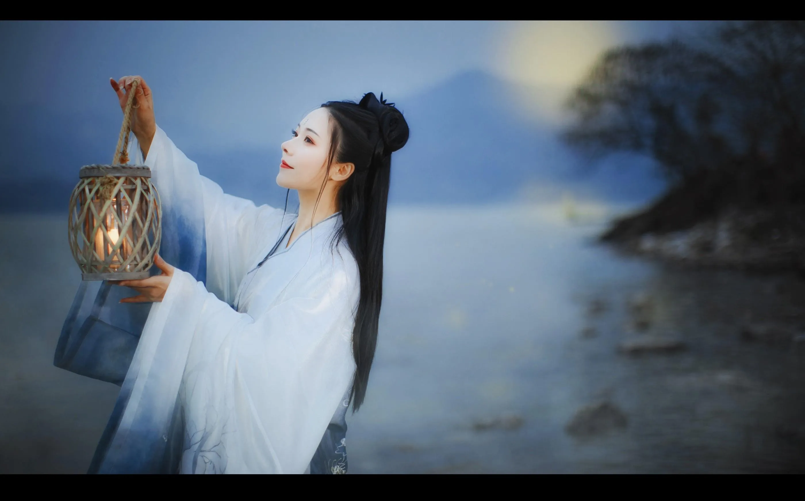 [YITUYU艺图语]2021.10.28 海底月 葵花花花儿 [20P]插图9